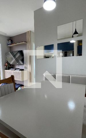 Apartamento para alugar com 42m², 2 quartos e 1 vaga Apartamento para alugar com 42m², 2 quartos e 1 vagaSala