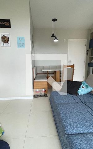 Apartamento para alugar com 42m², 2 quartos e 1 vaga Apartamento para alugar com 42m², 2 quartos e 1 vagaSala