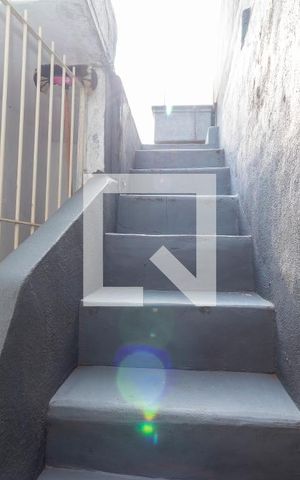 Casa à venda com 261m², 4 quartos e 3 vagasEscada