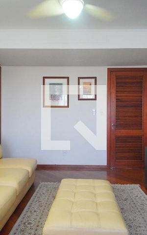 Apartamento à venda com 221m², 4 quartos e 3 vagas Apartamento à venda com 221m², 4 quartos e 3 vagasSala 2