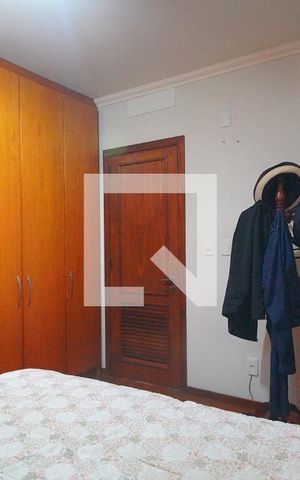 Apartamento à venda com 221m², 4 quartos e 3 vagas Apartamento à venda com 221m², 4 quartos e 3 vagasQuarto 1