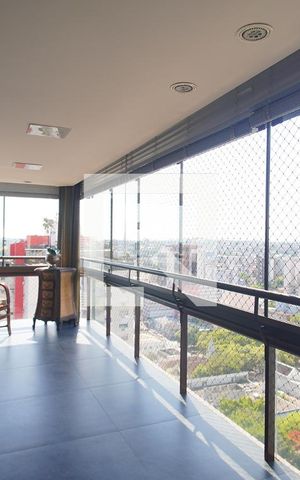 Apartamento à venda com 221m², 4 quartos e 3 vagas Apartamento à venda com 221m², 4 quartos e 3 vagasVista da Sala