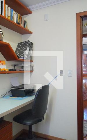 Apartamento à venda com 221m², 4 quartos e 3 vagas Apartamento à venda com 221m², 4 quartos e 3 vagasQuarto 2
