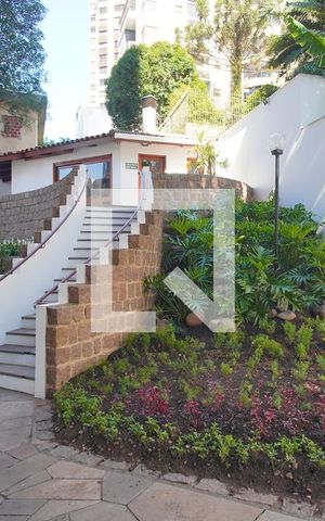 Apartamento à venda com 221m², 4 quartos e 3 vagas Apartamento à venda com 221m², 4 quartos e 3 vagasÁrea gourmet