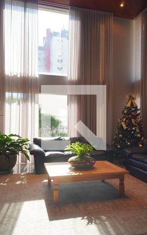 Apartamento à venda com 221m², 4 quartos e 3 vagas Apartamento à venda com 221m², 4 quartos e 3 vagasHall de entrada