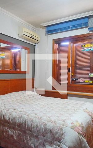 Apartamento à venda com 221m², 4 quartos e 3 vagas Apartamento à venda com 221m², 4 quartos e 3 vagasQuarto 1