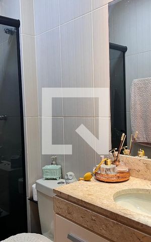 Apartamento à venda com 68m², 2 quartos e 1 vaga Apartamento à venda com 68m², 2 quartos e 1 vagaBanheiro Social