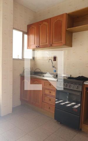 Apartamento à venda com 70m², 2 quartos e sem vagaCozinha