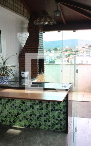Apartamento à venda com 200m², 4 quartos e 2 vagasÁrea Gourmet