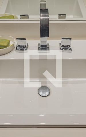 Apartamento à venda com 270m², 3 quartos e 1 vagaBanheiro 1