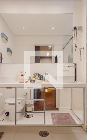 Apartamento à venda com 270m², 3 quartos e 1 vagaBanheiro da Suíte