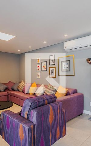Apartamento à venda com 270m², 3 quartos e 1 vagaSala de TV