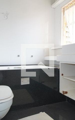 Casa à venda com 145m², 1 quarto e 1 vagaBanheiro Corredor