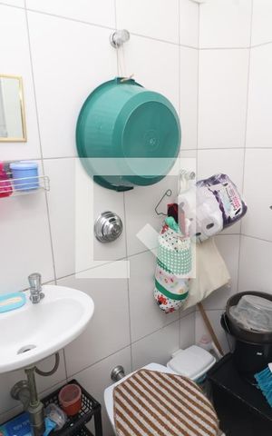Apartamento à venda com 72m², 2 quartos e 1 vagaBanheiro de serviço