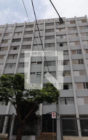 Apartamento à venda com 72m², 2 quartos e 1 vagaFachada