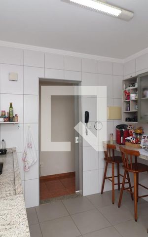 Apartamento à venda com 72m², 2 quartos e 1 vagaCozinha