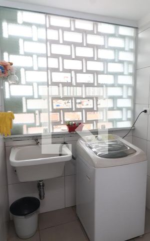 Apartamento à venda com 72m², 2 quartos e 1 vagaÁrea de Serviço