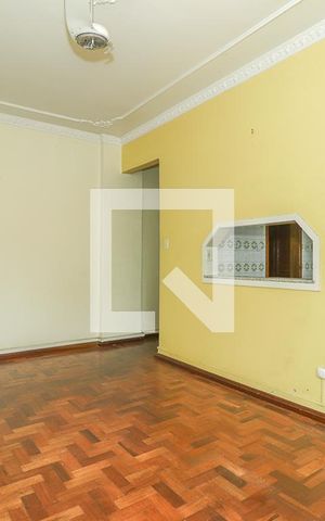 Apartamento à venda com 70m², 2 quartos e sem vaga Apartamento à venda com 70m², 2 quartos e sem vagaSala