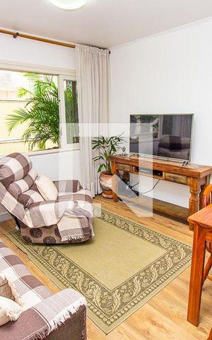 Apartamento à venda com 83m², 2 quartos e 1 vaga Apartamento à venda com 83m², 2 quartos e 1 vagaSala
