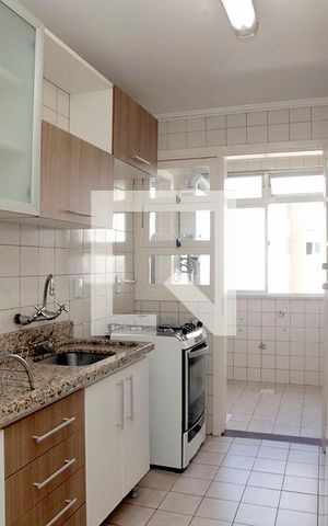Apartamento à venda com 68m², 2 quartos e 1 vagaCozinha