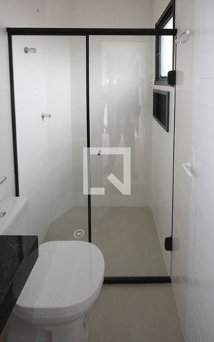 Apartamento para alugar com 42m², 2 quartos e 1 vaga Apartamento para alugar com 42m², 2 quartos e 1 vagaBanheiro