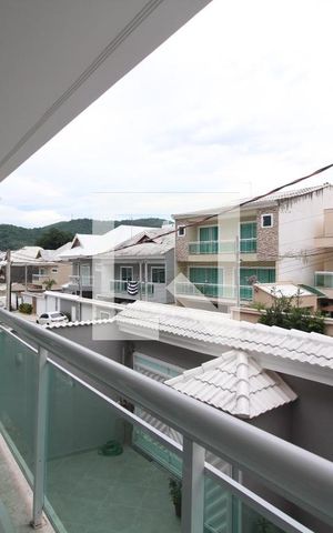 Casa de condomínio à venda com 560m², 4 quartos e 2 vagasVaranda da Suíte 1