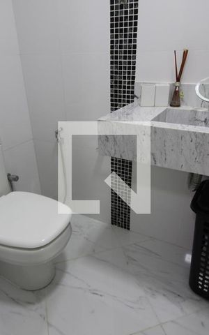 Casa de condomínio à venda com 560m², 4 quartos e 2 vagasBanheiro da Suíte 4
