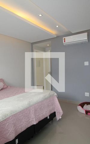 Casa de condomínio à venda com 560m², 4 quartos e 2 vagasSuíte 2