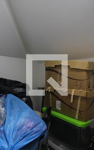 Casa de condomínio à venda com 560m², 4 quartos e 2 vagasDepósito