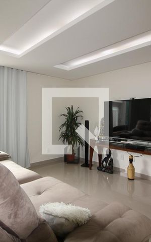 Casa de condomínio à venda com 560m², 4 quartos e 2 vagasSala 1
