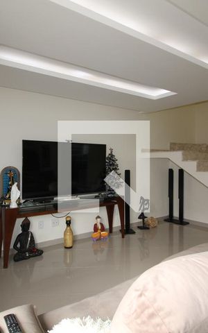Casa de condomínio à venda com 560m², 4 quartos e 2 vagasSala 1