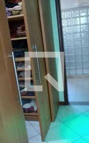Casa de condomínio à venda com 527m², 4 quartos e 3 vagas