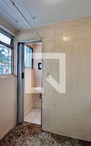 Apartamento à venda com 92m², 2 quartos e 1 vaga Apartamento à venda com 92m², 2 quartos e 1 vagaÁrea de Serviço