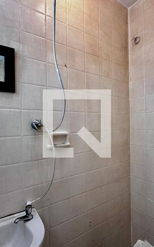 Apartamento à venda com 92m², 2 quartos e 1 vaga Apartamento à venda com 92m², 2 quartos e 1 vagaBanheiro de Serviço