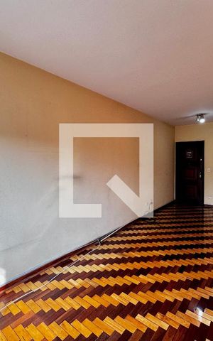 Apartamento à venda com 92m², 2 quartos e 1 vaga Apartamento à venda com 92m², 2 quartos e 1 vagaSala