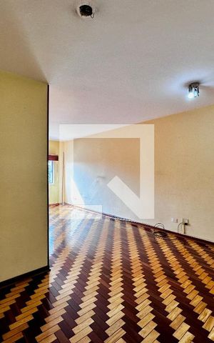 Apartamento à venda com 92m², 2 quartos e 1 vaga Apartamento à venda com 92m², 2 quartos e 1 vagaSala