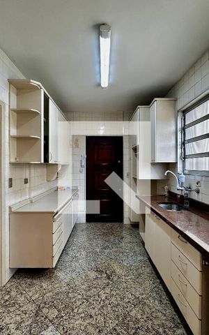 Apartamento à venda com 92m², 2 quartos e 1 vaga Apartamento à venda com 92m², 2 quartos e 1 vagaCozinha