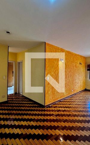 Apartamento à venda com 92m², 2 quartos e 1 vaga Apartamento à venda com 92m², 2 quartos e 1 vagaSala