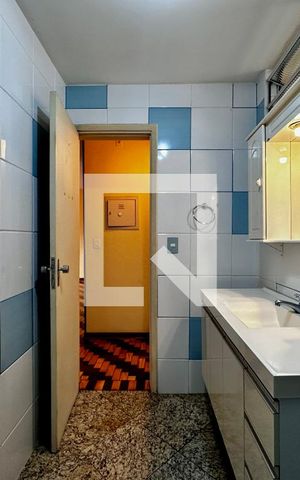 Apartamento à venda com 92m², 2 quartos e 1 vaga Apartamento à venda com 92m², 2 quartos e 1 vagaBanheiro