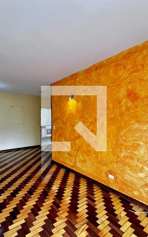 Apartamento à venda com 92m², 2 quartos e 1 vaga Apartamento à venda com 92m², 2 quartos e 1 vagaSala