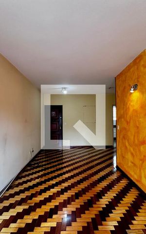 Apartamento à venda com 92m², 2 quartos e 1 vaga Apartamento à venda com 92m², 2 quartos e 1 vagaSala