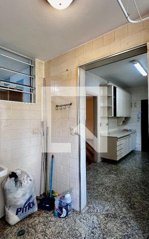 Apartamento à venda com 92m², 2 quartos e 1 vaga Apartamento à venda com 92m², 2 quartos e 1 vagaÁrea de Serviço