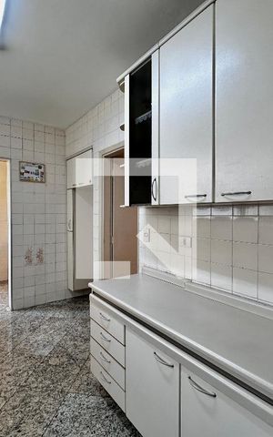 Apartamento à venda com 92m², 2 quartos e 1 vaga Apartamento à venda com 92m², 2 quartos e 1 vagaCozinha