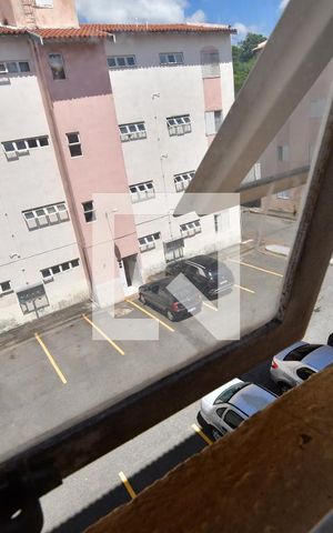 Apartamento à venda com 72m², 2 quartos e 1 vagaÁrea de Serviço - Vista