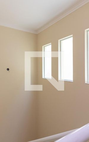 Casa à venda com 125m², 3 quartos e 2 vagasCorredor dos Quartos - Escada