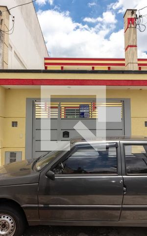 Casa à venda com 125m², 3 quartos e 2 vagasFachada
