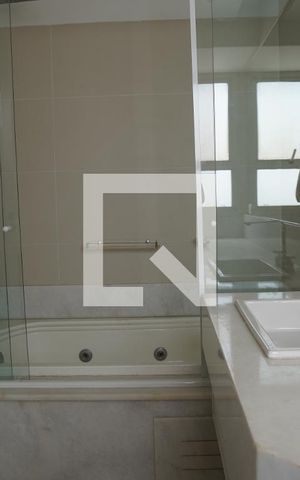 Apartamento à venda com 532m², 6 quartos e 5 vagasBanheiro da Suíte