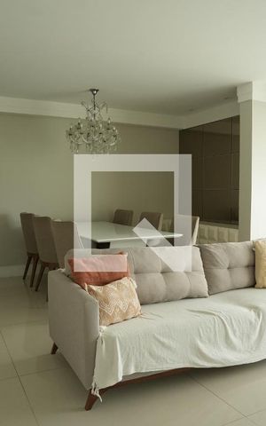 Apartamento para alugar com 146m², 5 quartos e 3 vagasSala