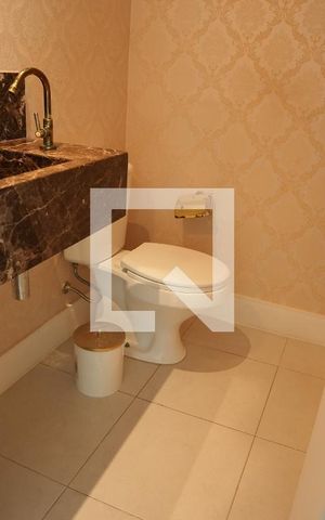 Apartamento para alugar com 146m², 5 quartos e 3 vagasLavabo