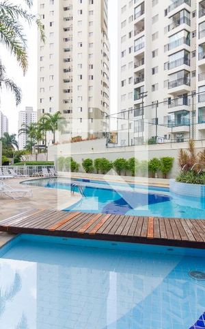 Apartamento à venda com 79m², 3 quartos e 1 vaga Apartamento à venda com 79m², 3 quartos e 1 vagaÁrea comum - Piscina